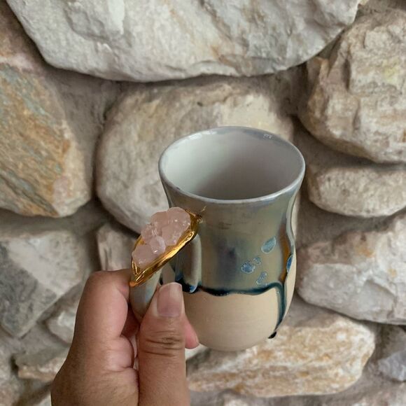 Handmade ceramic mug with gold accent and rose quarts accents - Picture 9 of 11